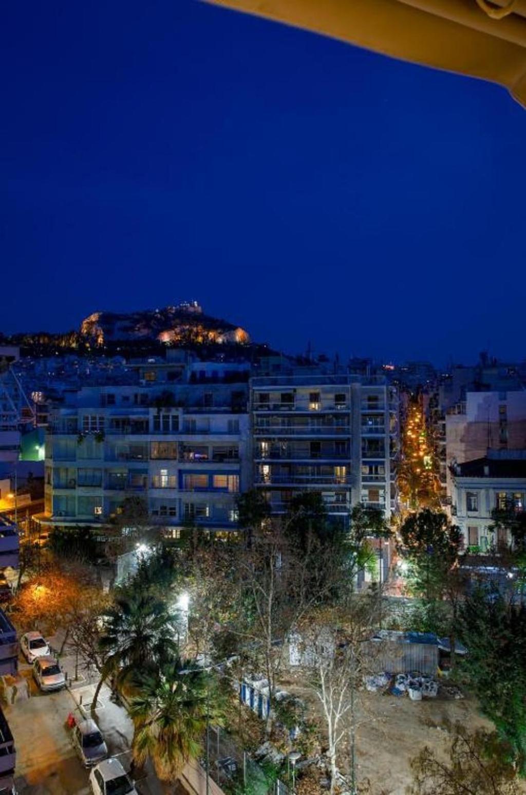 Smart And Elegant In The Centre Of * Athens