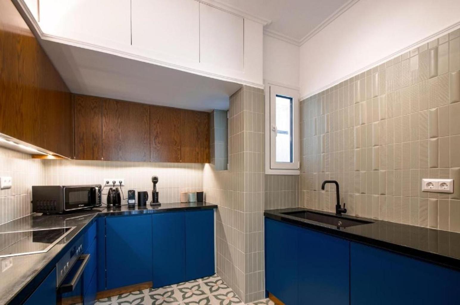 Smart And Elegant In The Centre Of Athen